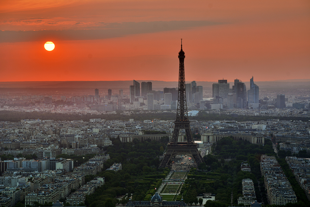 A Votre Sante: Paris's Most Historic Bars and the Stories They Have Witnessed 1 - The Socialites parisbar The Socialites