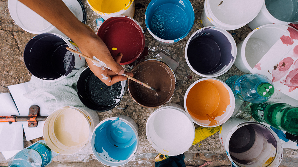 The Emotional Intelligence of Abstraction: What Non-Figurative Art Teaches Us About Feeling 1 - The Socialites Abstract Art As Therapy