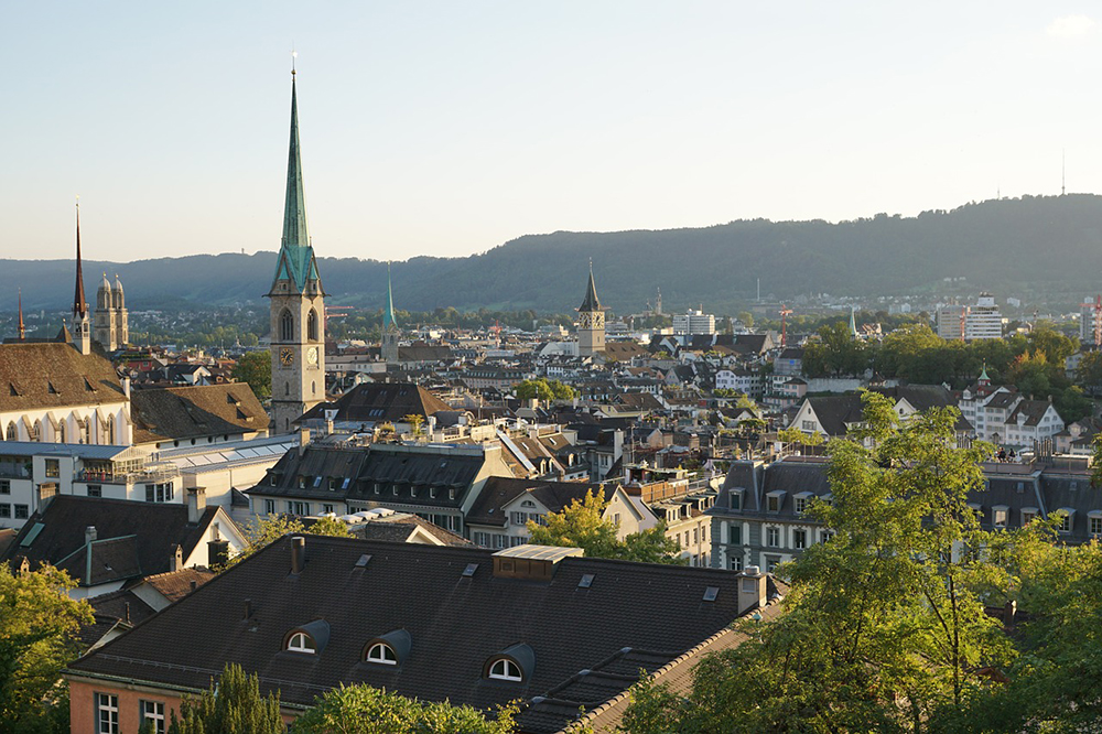 Zurich by Design: A Discovery of Architectural and Artistic Treasures 1 - The Socialites Zurich