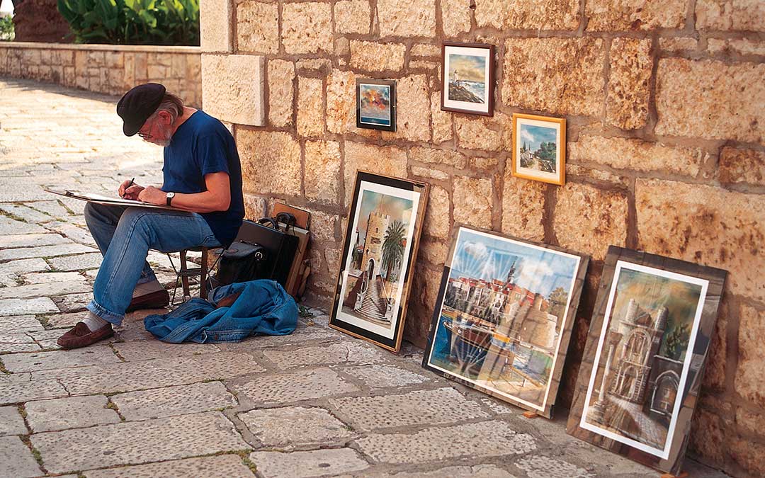 korcula street painter The Socialites