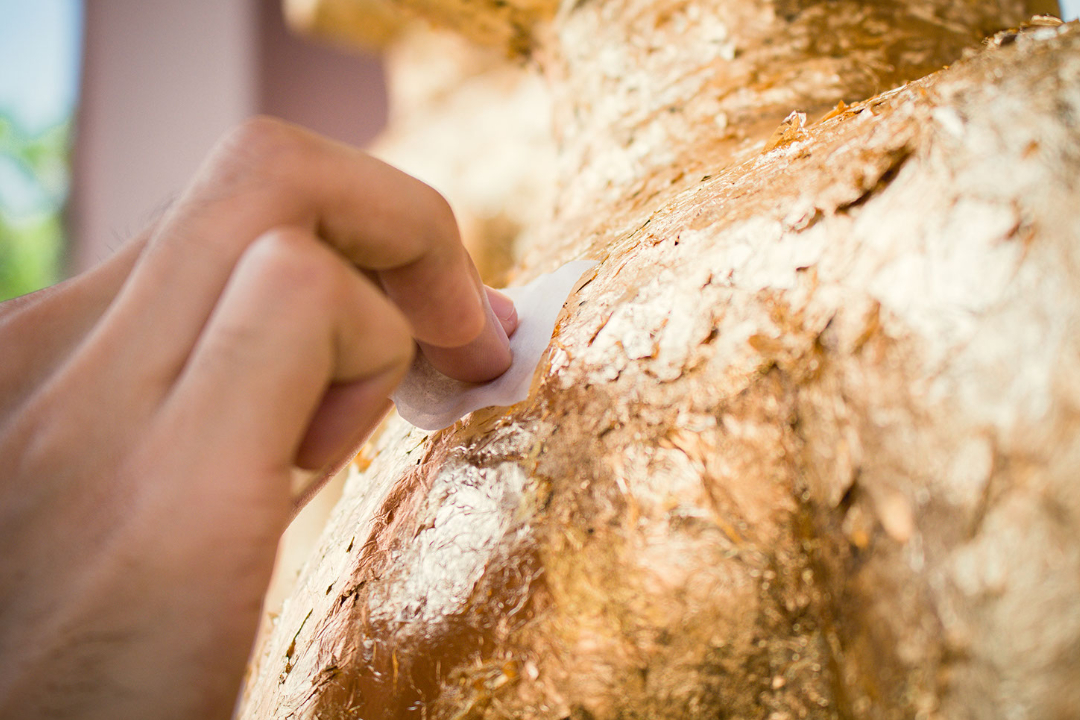 The Art of Gold-Leafing: A Gilding Cultural History 1 - The Socialites My project 1 25 The Socialites