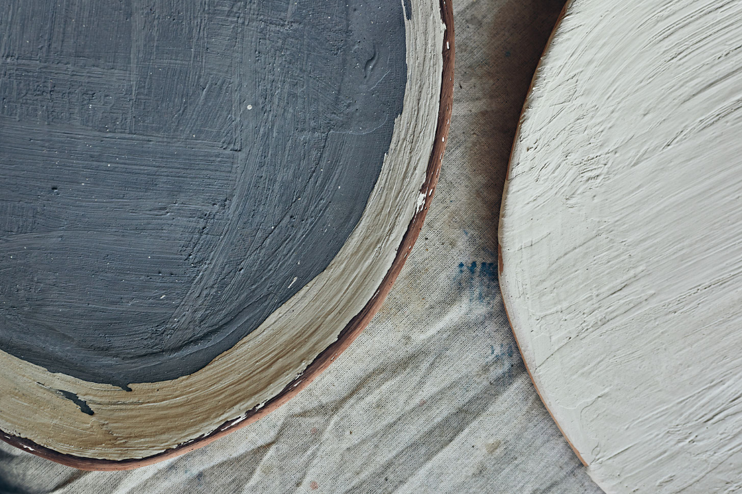 From Earth to Canvas: The Artists Integrating Natural Materials Into Serious Contemporary Work 1 - The Socialites My project 1 6 The Socialites